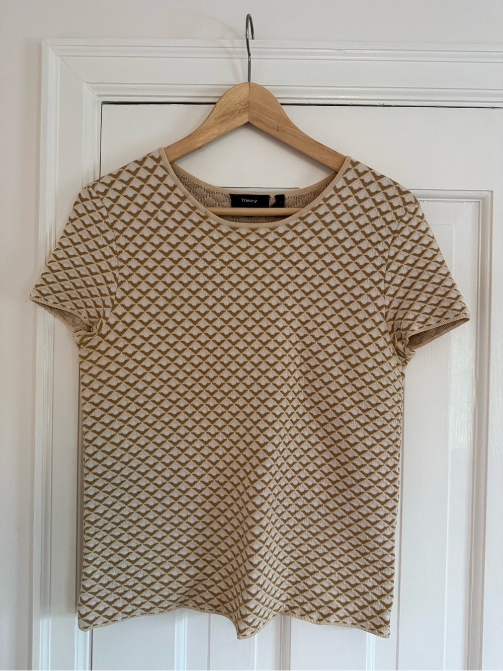 Theory Short-Sleeve Textured Ferson Glossed Tee size P (xs)